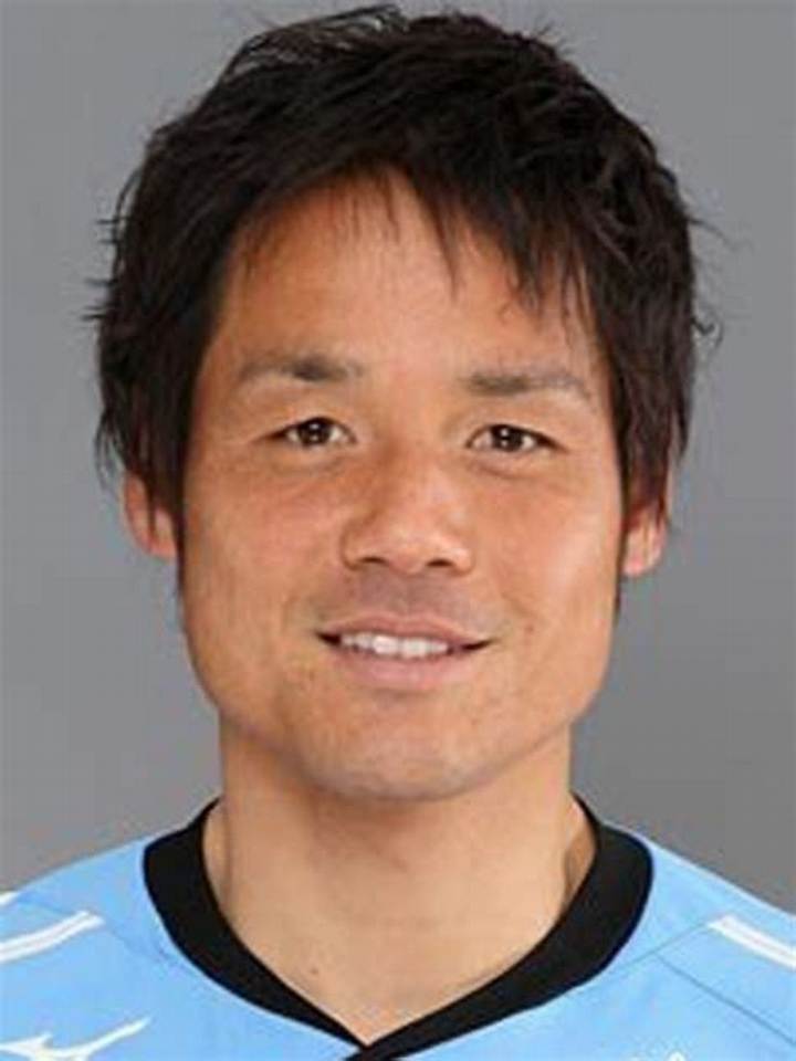 河北裕介 Wiki：美容界で語られる経歴・活動・「河北メイク」入門