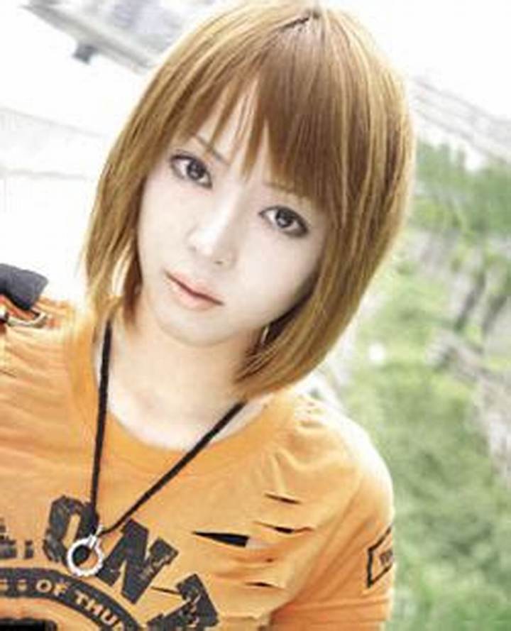 長原ゆいとは何者か？上原あずみという名の歌姫が歩んだ数奇な人生