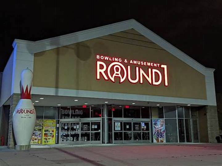 Round1 Bowling & Arcade at Puente Hills Mall: Lanes, Games, and a Full Night Out