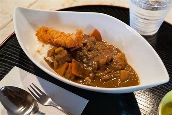 玉ねぎ 切り方で決まるカレーの味：基本から時短テクまで