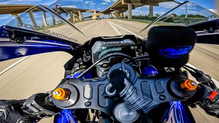 Yamaha R7 Top Speed: What It Really Does on the Road